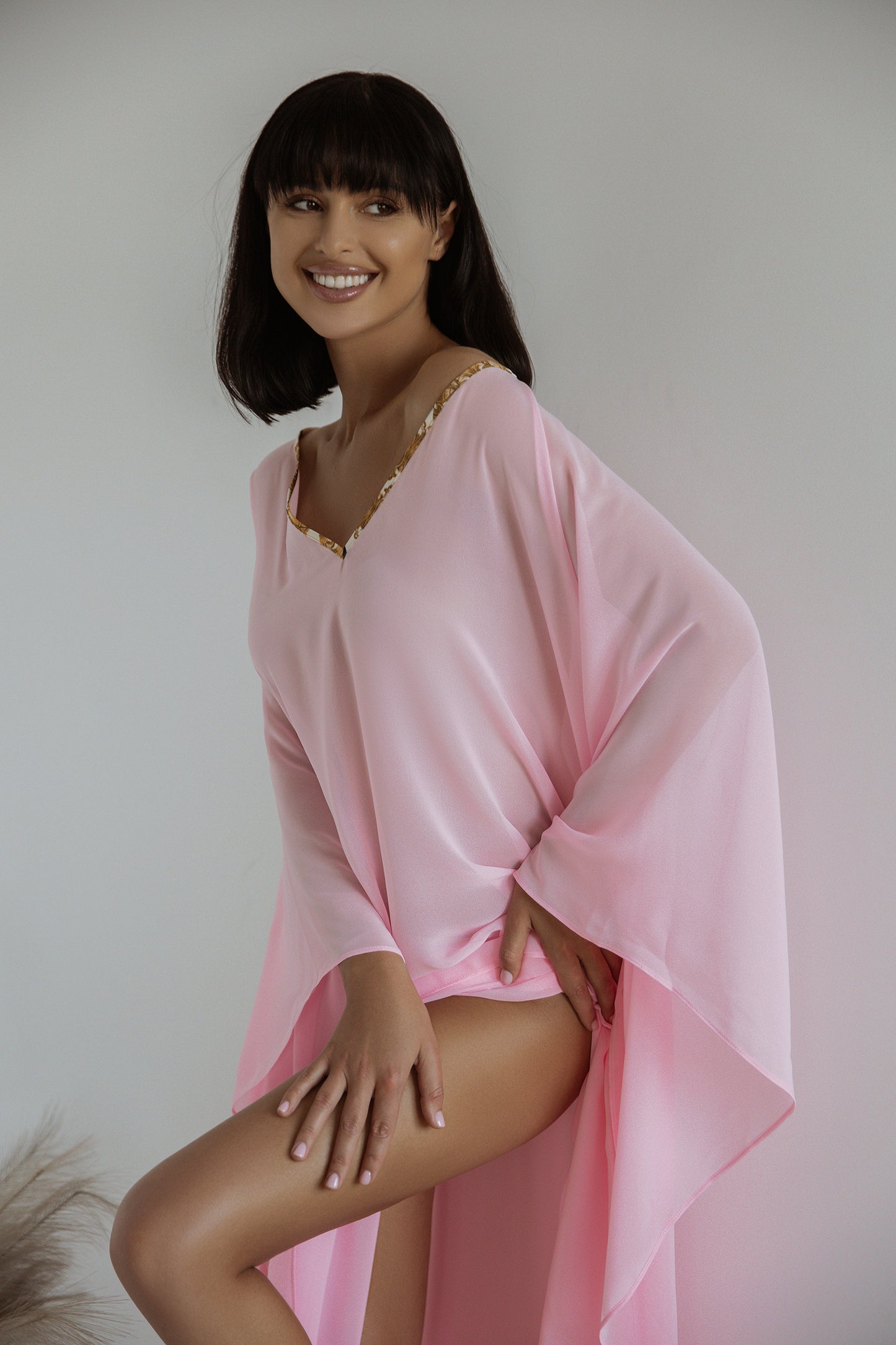 La Mare kaftan in Pink