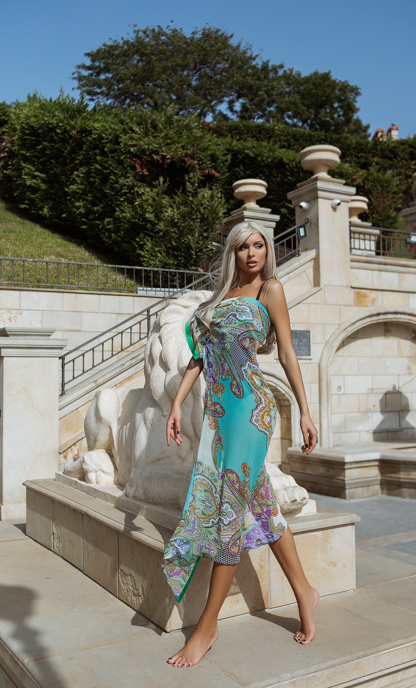 La Mare kaftan in abstract turquoise